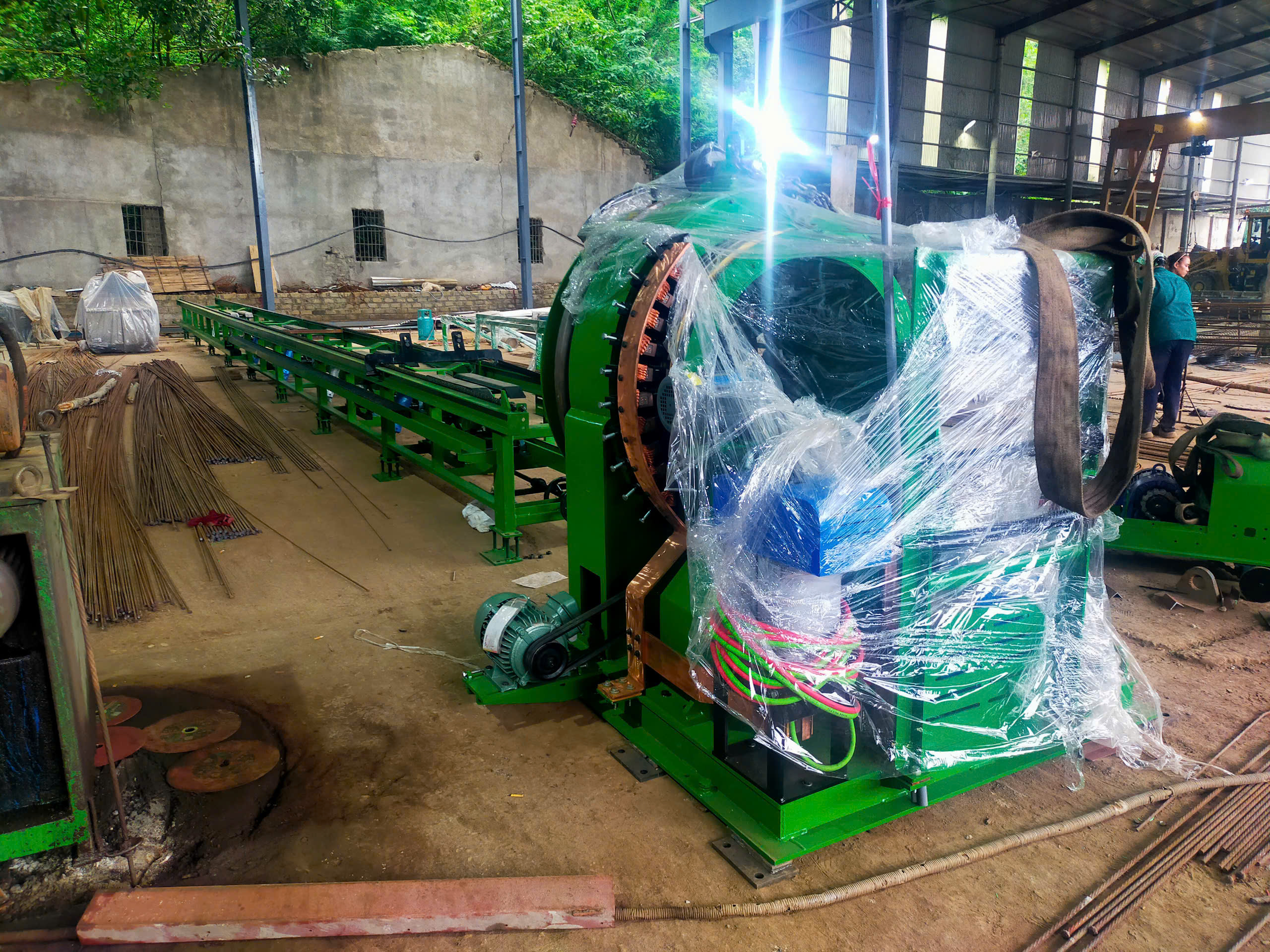 Máy hàn lồng